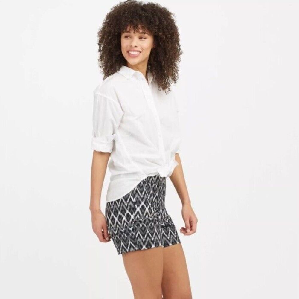 Spanx Sunshine Shorts Pull On 4" UPF 50+ Quick Dry in Grey Ikat Size XL - Picture 2 of 14